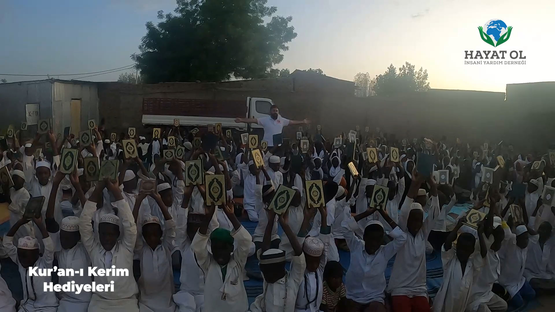 Kur'an-ı Kerim Hediyesi 10. Dağıtım